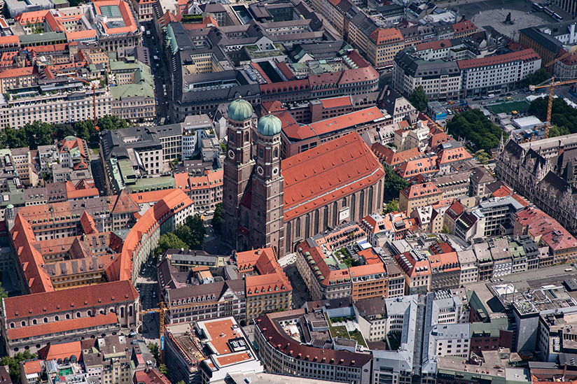<b>project:</b> aerial photos frauenkirche munich