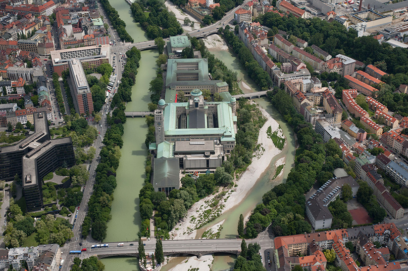 <b>project:</b> aerial photos deutsches museum munich