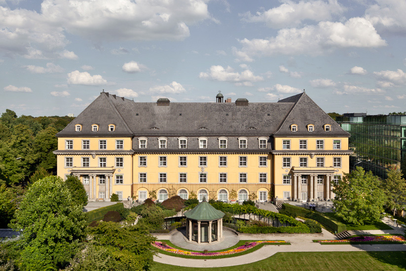 <b>kunde: </b>munich re &nbsp;I&nbsp; <b>projekt: </b>architekturfotografie stammsitz